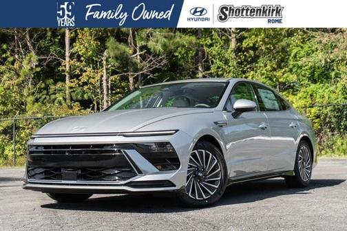 2025 Hyundai SONATA Hybrid SE