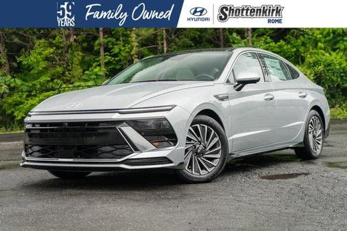 2025 Hyundai SONATA Hybrid Limited