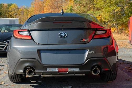 2024 Toyota GR86 Premium