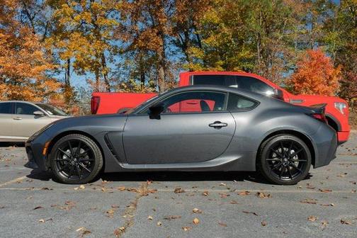 2024 Toyota GR86 Premium