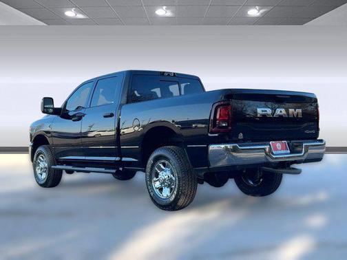 2026 RAM 3500 Tradesman Crew Cab 4x4 6'4' Box