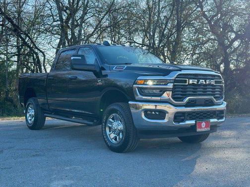 2026 RAM 3500 Tradesman Crew Cab 4x4 6'4' Box