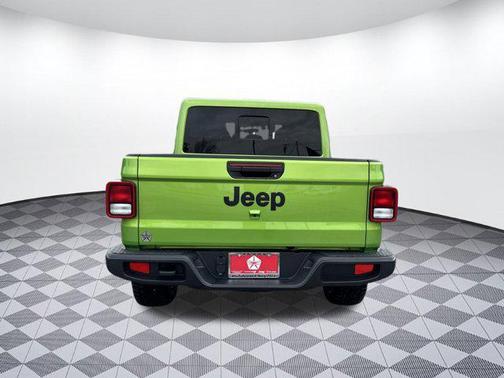 2025 Jeep Gladiator Nighthawk