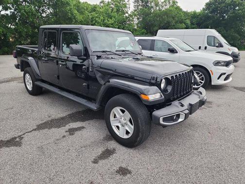 2023 Jeep Gladiator Sport S