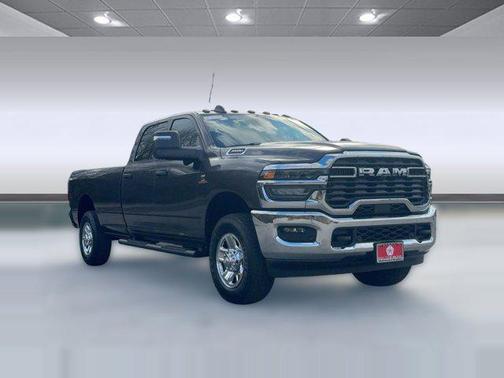 2026 RAM 3500 Tradesman Crew Cab 4x4 8' Box