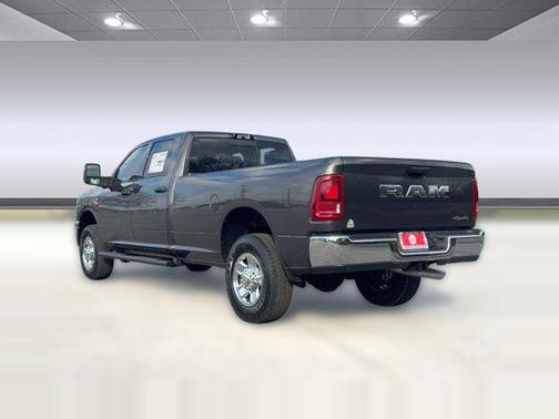 2026 RAM 3500 Tradesman Crew Cab 4x4 8' Box