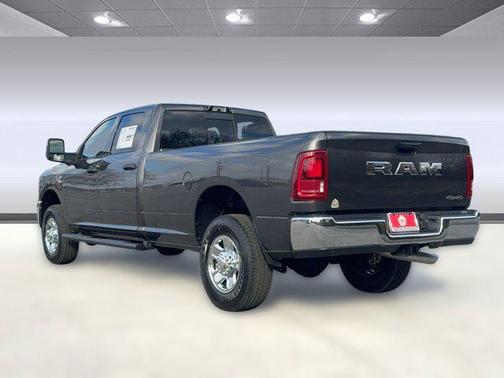 2026 RAM 3500 Tradesman Crew Cab 4x4 8' Box