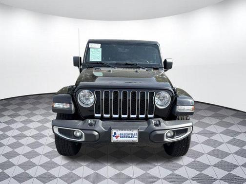 2023 Jeep Gladiator Overland