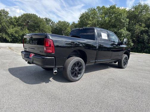 2025 RAM 2500 Lone Star Crew Cab 4x4 6'4' Box