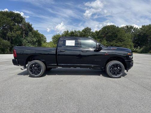 2025 RAM 2500 Lone Star Crew Cab 4x4 6'4' Box