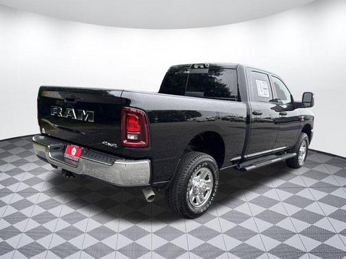 2025 RAM 2500 Lone Star Crew Cab 4x4 6'4' Box