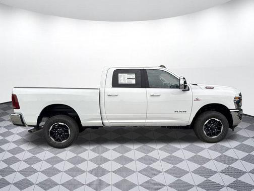 2025 RAM 2500 Laramie Crew Cab 4x4 6'4' Box