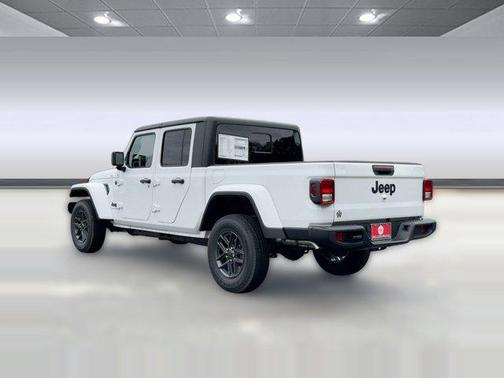 2025 Jeep Gladiator Sport S