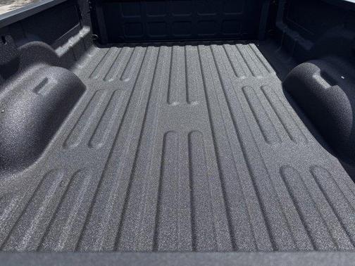 2025 RAM 2500 Tradesman Crew Cab 4x4 8' Box