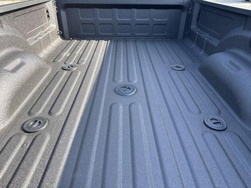 2025 RAM 3500 Tradesman Crew Cab 4x4 8' Box