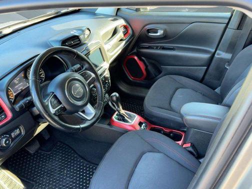 2018 Jeep Renegade Trailhawk