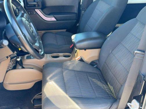 2012 Jeep Wrangler Sahara