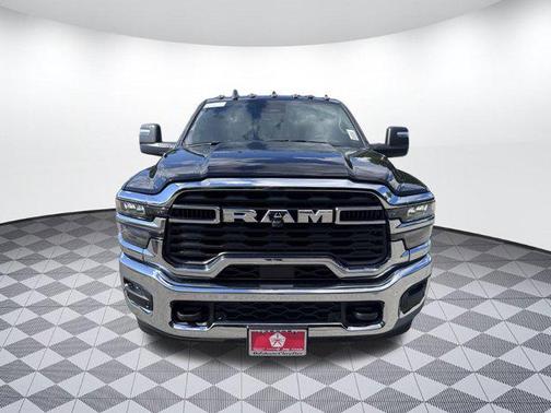 2025 RAM 2500 Tradesman Crew Cab 4x4 6'4' Box