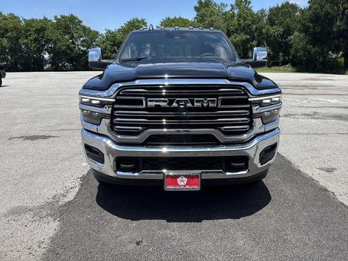 2025 RAM 2500 Laramie Crew Cab 4x4 6'4' Box