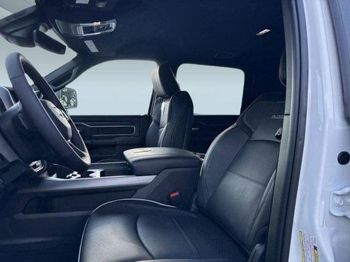 2025 RAM 2500 Laramie Crew Cab 4x4 6'4' Box