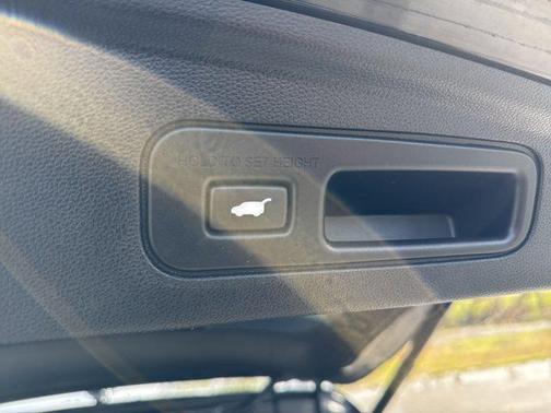 2022 Acura MDX Advance Package