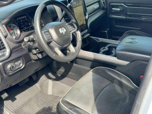 2021 RAM 2500 Laramie Crew Cab 4x4 6'4' Box