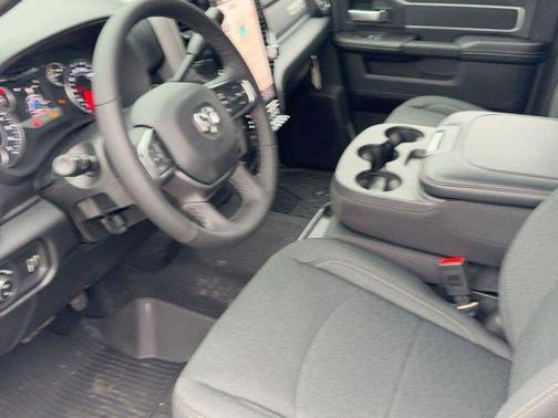 2026 RAM 2500 Lone Star Crew Cab 4x4 6'4' Box