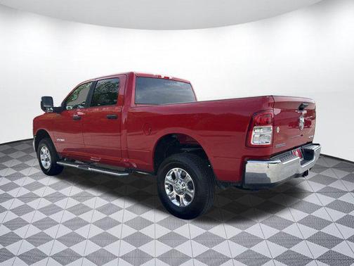 2024 RAM 2500 Big Horn Crew Cab 4x4 6'4' Box