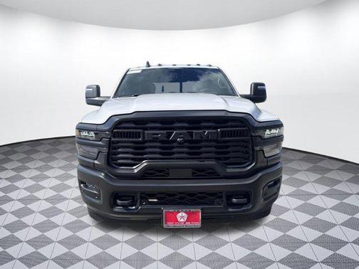 2025 RAM 2500 Tradesman Crew Cab 4x4 6'4' Box