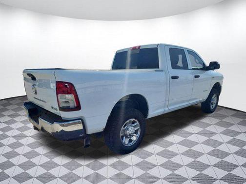 2021 RAM 2500 Tradesman Crew Cab 4x4 6'4' Box