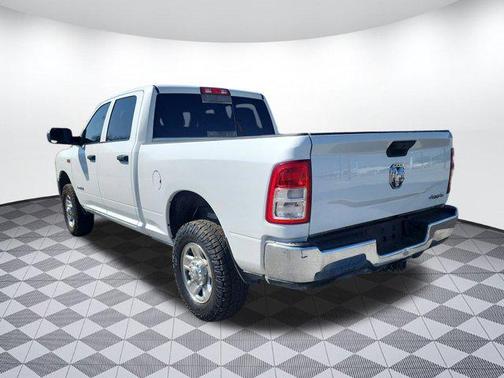 2021 RAM 2500 Tradesman Crew Cab 4x4 6'4' Box