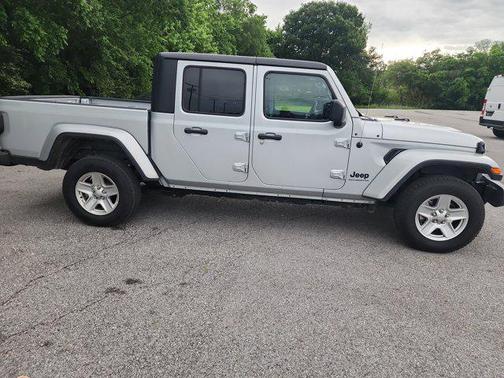 2023 Jeep Gladiator Sport S