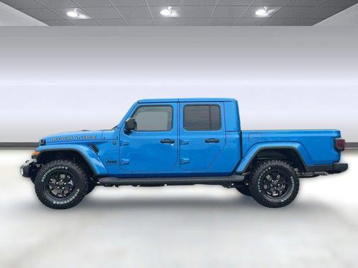 2025 Jeep Gladiator High Tide