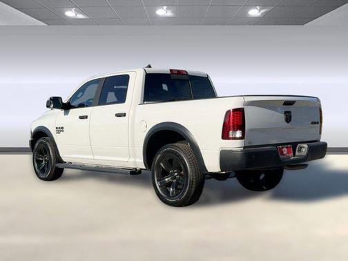 2023 RAM 1500 Classic Warlock Crew Cab 4x4 5'7' Box
