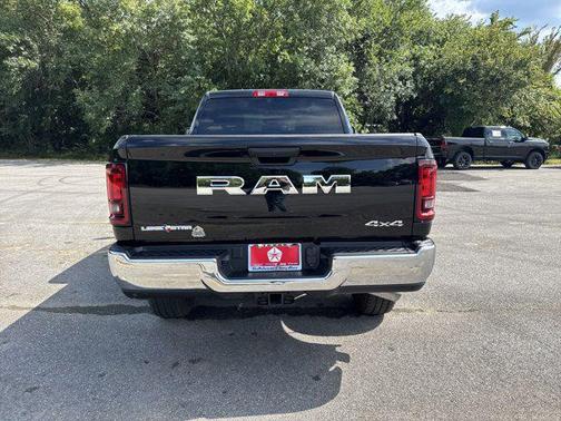 2025 RAM 2500 Lone Star Crew Cab 4x4 6'4' Box
