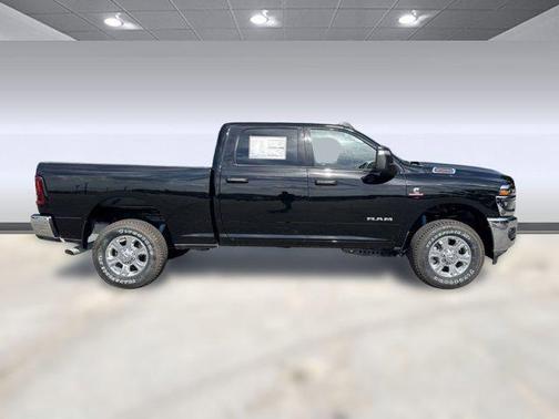 2025 RAM 2500 Lone Star Crew Cab 4x4 6'4' Box