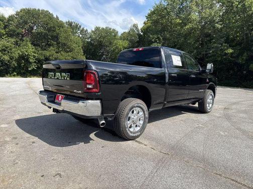 2025 RAM 2500 Lone Star Crew Cab 4x4 6'4' Box