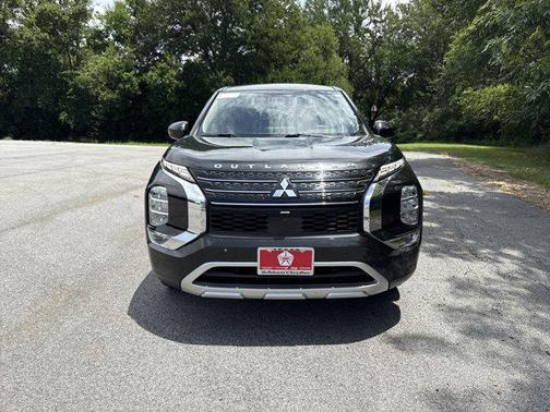 2022 Mitsubishi Outlander SE 2.5 2WD