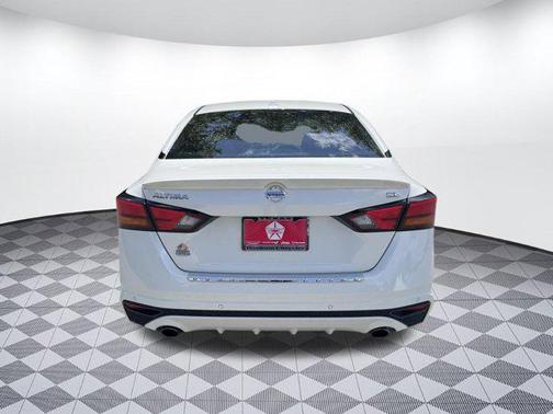 2022 Nissan Altima 2.5 SL
