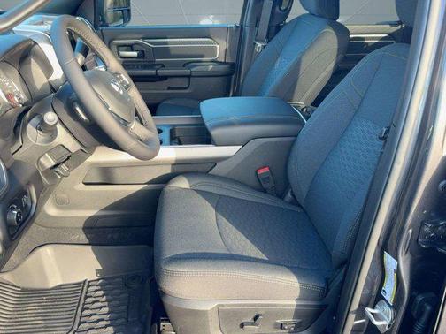 2026 RAM 2500 Lone Star Crew Cab 4x4 6'4' Box