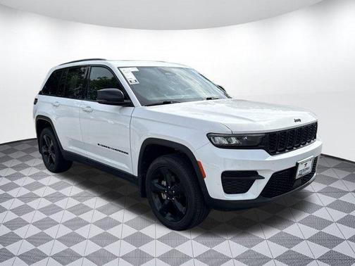 2023 Jeep Grand Cherokee Altitude