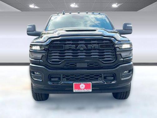 2026 RAM 2500 Tradesman Crew Cab 4x4 6'4' Box