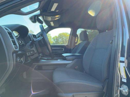 2022 RAM 2500 Big Horn Crew Cab 4x4 6'4' Box