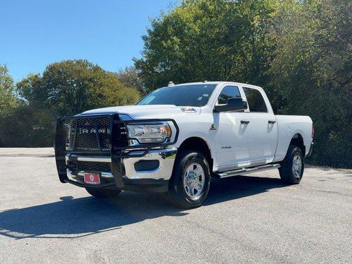 2019 RAM 2500 Tradesman Crew Cab 4x4 6'4' Box