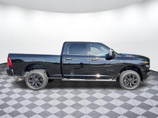 2025 RAM 2500 Big Horn Crew Cab 4x4 6'4' Box