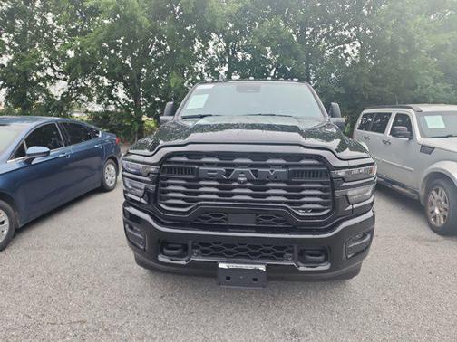 2025 RAM 2500 Big Horn Crew Cab 4x4 6'4' Box