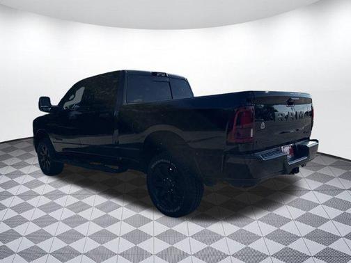 2025 RAM 2500 Big Horn Crew Cab 4x4 6'4' Box