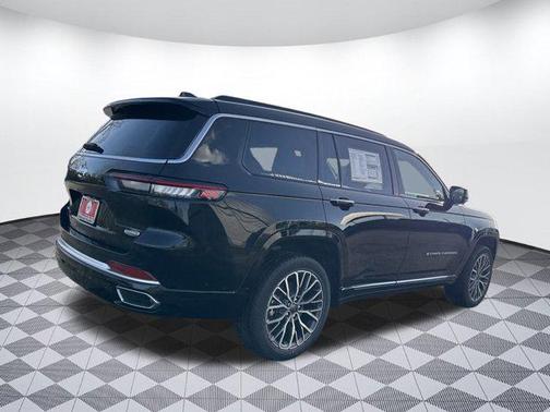 2025 Jeep Grand Cherokee L Summit Reserve