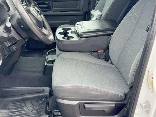 2021 RAM 2500 Tradesman Crew Cab 4x4 6'4' Box