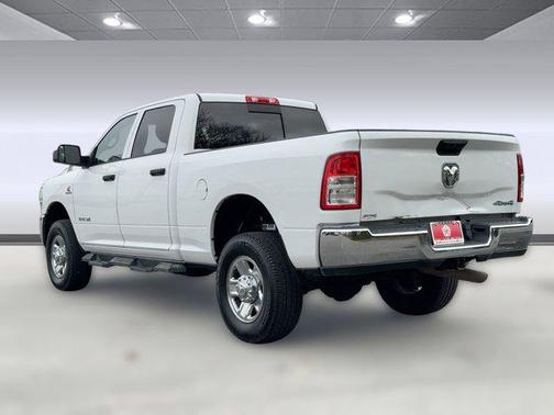 2021 RAM 2500 Tradesman Crew Cab 4x4 6'4' Box
